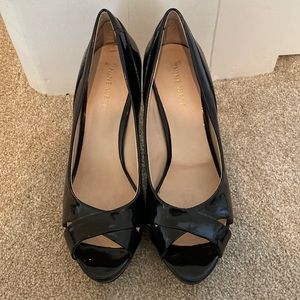 Nine West black patent leather heels